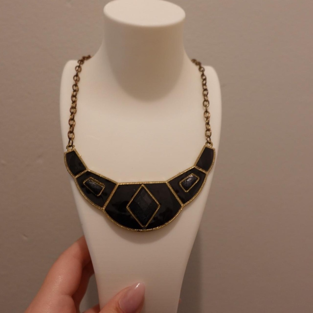 Black and gold necklace